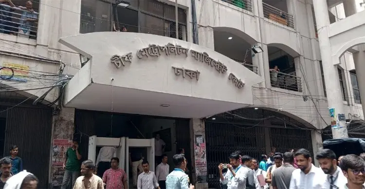 হত্যা মামলায় সাবেক এমপি ও পুলিশ কর্মকর্তাসহ তিনজন গ্রেফতার
