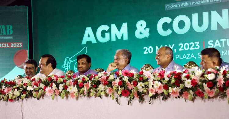 কোয়াবের সভায় কেন নেই সাকিব-তামিমরা? যা বললেন আকরাম