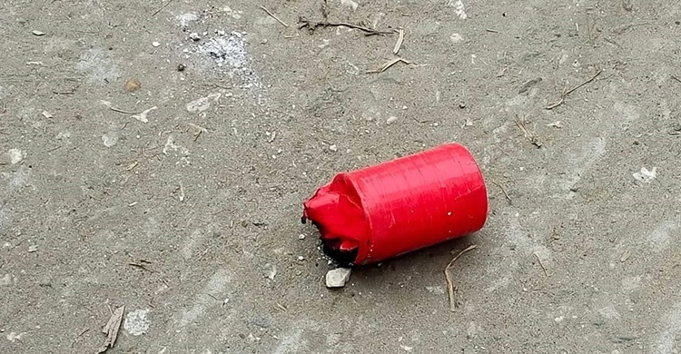 ধানমণ্ডি ৩২ এর পাশে ককটেল বিস্ফোরণ
