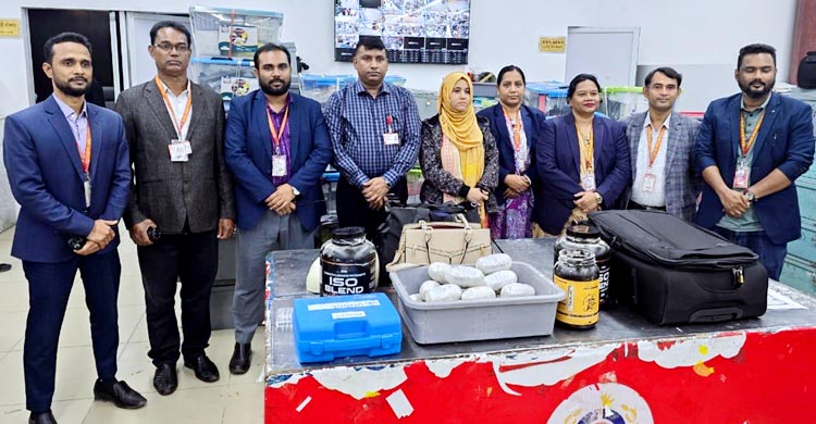 শাহজালালে বিদেশি যাত্রীর কাছে মিললো ১৩০ কোটি টাকার কোকেইন