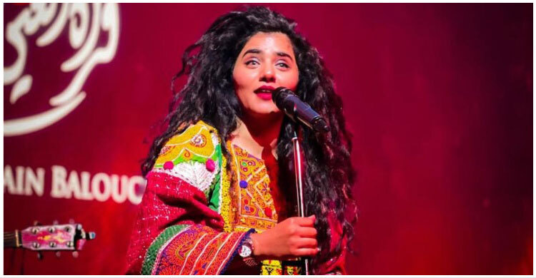 ভালুকের আক্রমণে গুরুতর আহত গায়িকা