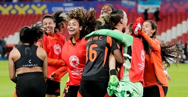 রুদ্ধশ্বাস টাইব্রেকারে আর্জেন্টিনাকে হারিয়ে ফাইনালে কলম্বিয়া