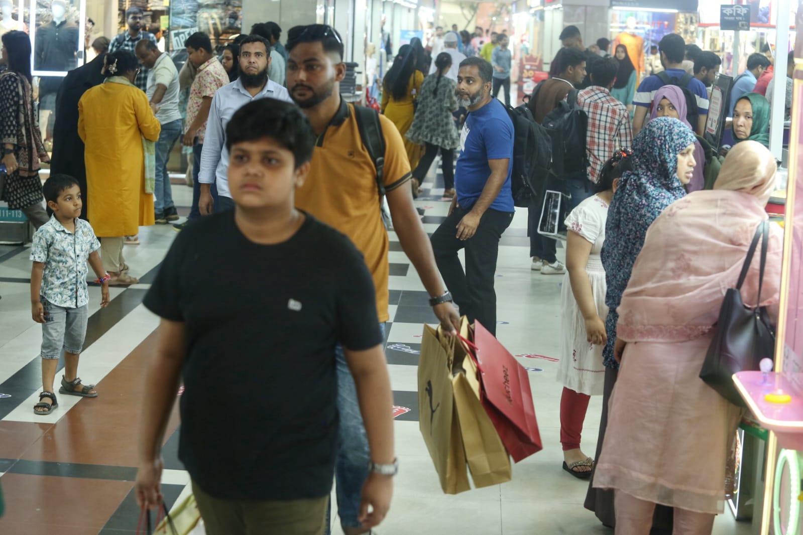 বসুন্ধরা সিটিতে ঈদের রঙিন প্রস্তুতি