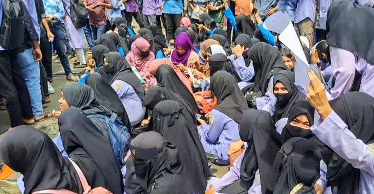 সারাদেশে পলিটেকনিক শিক্ষার্থীদের বিক্ষোভ