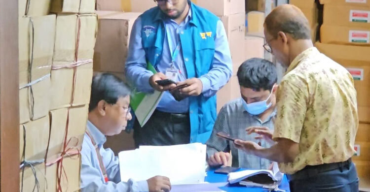 কুমেক হাসপাতালে ওষুধ কেনায় অনিয়মের প্রমাণ পেয়েছে দুদক