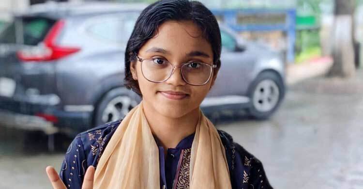 শিডিউলে পড়ালেখা করে এসএসসিতে কুমিল্লা বোর্ড সেরা অনামিকা