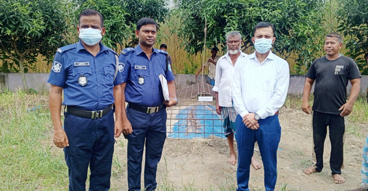 ‘রহস্যজনক মৃত্যু’, দাফনের ১৯ দিন পর স্কুলছাত্রীর মরদেহ উত্তোলন