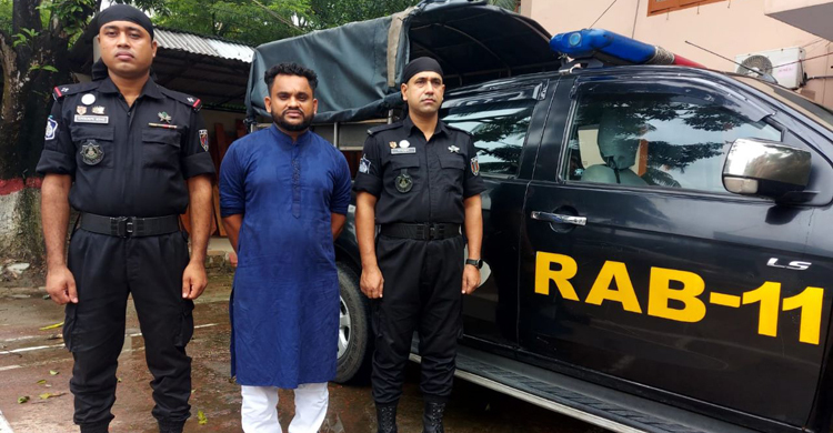 কুমিল্লায় বিদেশি পিস্তল-গুলিসহ যুবক গ্রেফতার