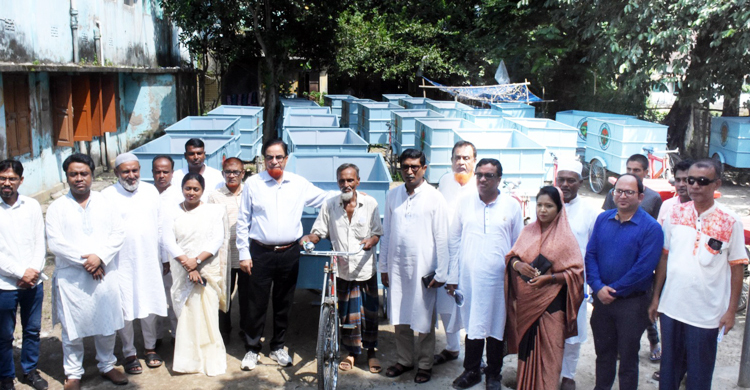 ‘যারা উন্নয়ন দেখছেন না, তারা চোখের চিকিৎসা করান’