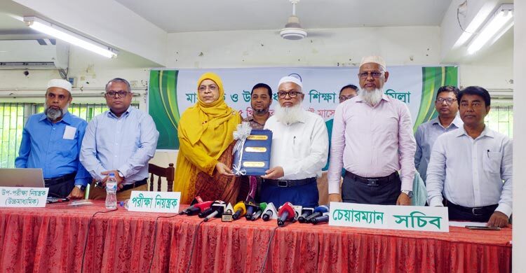 ইংরেজি-উচ্চতর গণিতে ফল বিপর্যয়ে কুমিল্লায় এইচএসসিতে ধস