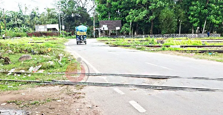কুমিল্লার অরক্ষিত ১১৬ রেলক্রসিং যেন &lsquo;মরণফাঁদ&rsquo;, দশ বছরে ৫৫৩ মৃত্যু