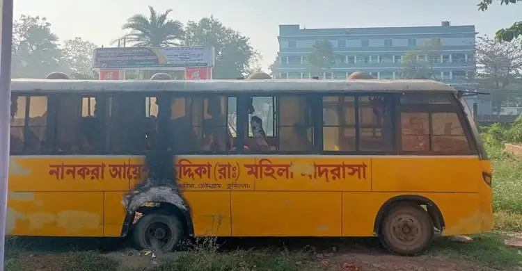 পাল্টাপাল্টি হামলা-অগ্নিসংযোগের পর বিএনপি ও জামায়াত সংঘর্ষ