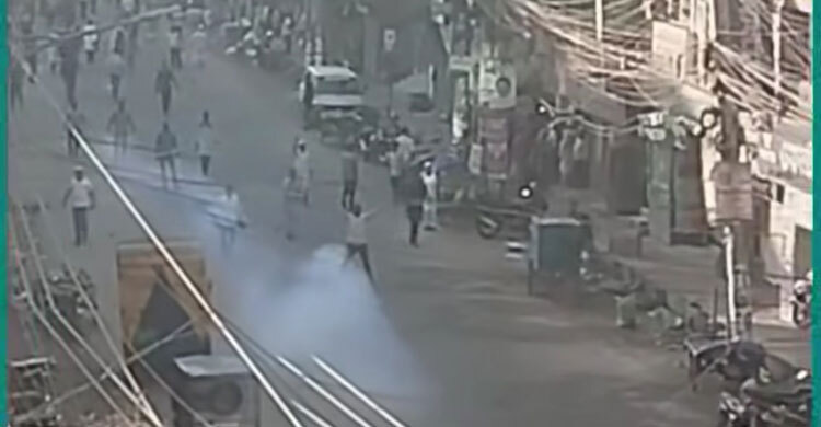 বিএনপি প্রার্থীর গণমিছিলে ককটেল বিস্ফোরণ, ধাওয়া-পাল্টাধাওয়া