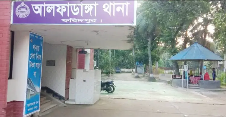 বিএনপির একপক্ষের আনন্দ মিছিল, অপর পক্ষের বিক্ষোভ