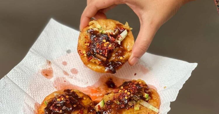 ঘরে বসেই ফুচকার ঝাল স্বর্গে ডুব দিন