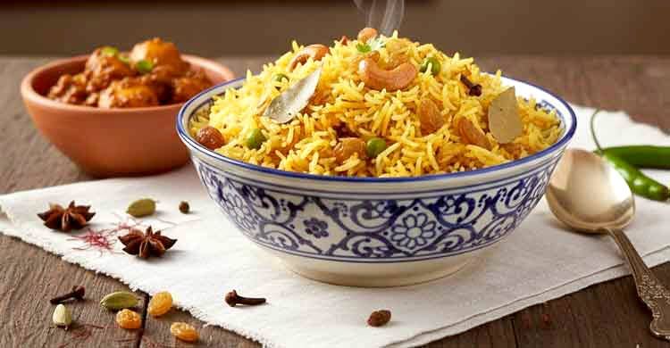 শীতের দুপুরে পাতে রাখুন নারিকেলি হাঁস