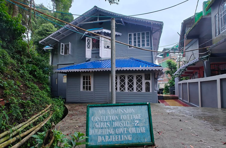 যে কটেজে রবীন্দ্রনাথ ও নজরুলের দেখা হয়েছিল