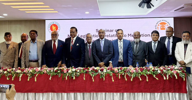 দুর্নীতির বিরুদ্ধে আইনজীবীদের সোচ্চার হতে হবে: অ্যাটর্নি জেনারেল