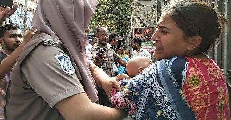 জামিন পেলেন দেড় মাসের সন্তানসহ কারাগারে যাওয়া সেই যুব মহিলা লীগ নেত্রী