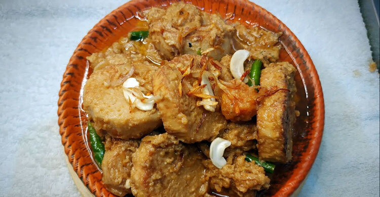 সহজ উপকরণে তৈরি করুন সুস্বাদু কচুর কোরমা