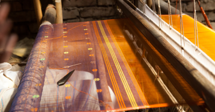 ভুলই যখন পরিচয়: হ্যান্ডলুম শাড়ি চিনবেন যেভাবে