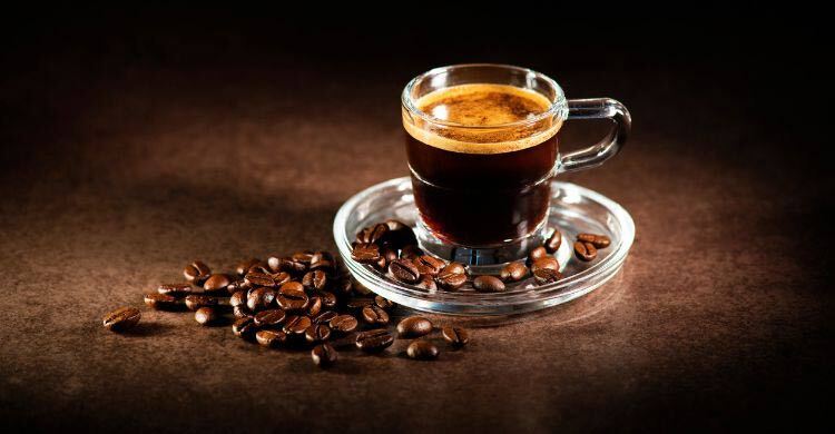 অতিরিক্ত কফি খেলে শরীরে যা ঘটে