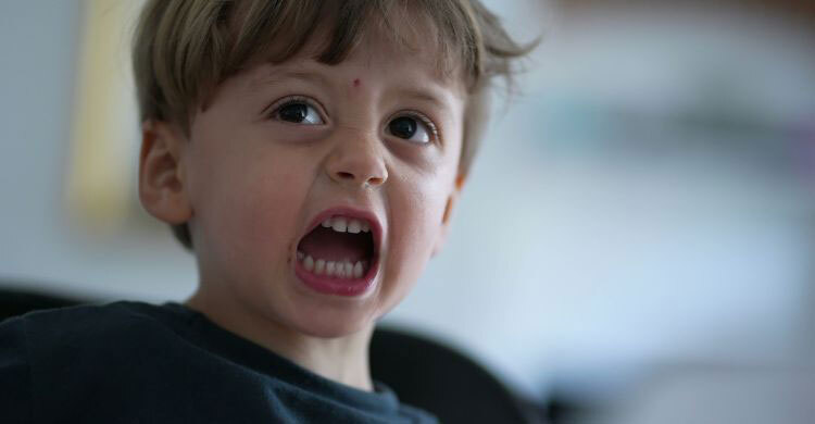 শিশুর প্রথম ৫ বছরে যে ভুলগুলো স্থায়ী ক্ষতি ডেকে আনে