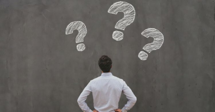 কেউ বোকা বোকা প্রশ্ন করলে কীভাবে উত্তর দেবেন