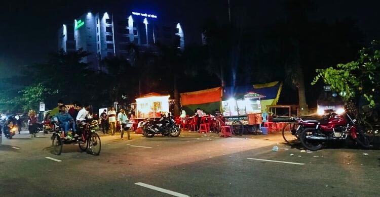 ভাইরাল ‘কেকপট্টি’ তুলে দেওয়া কি ভালো হলো, নাকি খারাপ