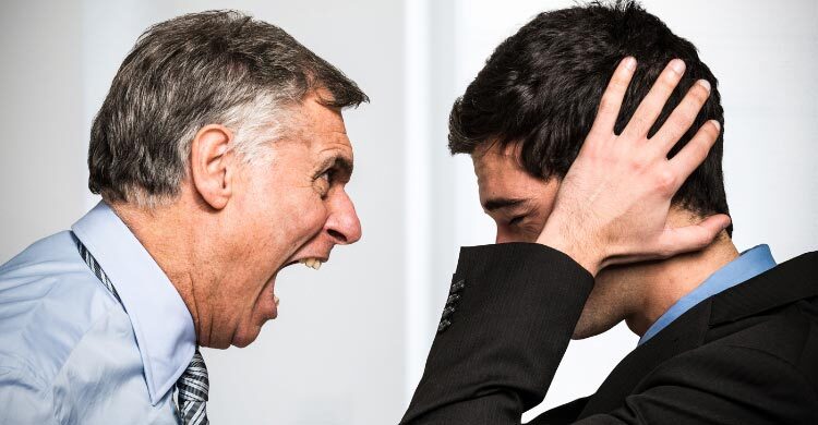 কথায় কথায় চিৎকার করা মানসিক সমস্যার লক্ষণ হতে পারে