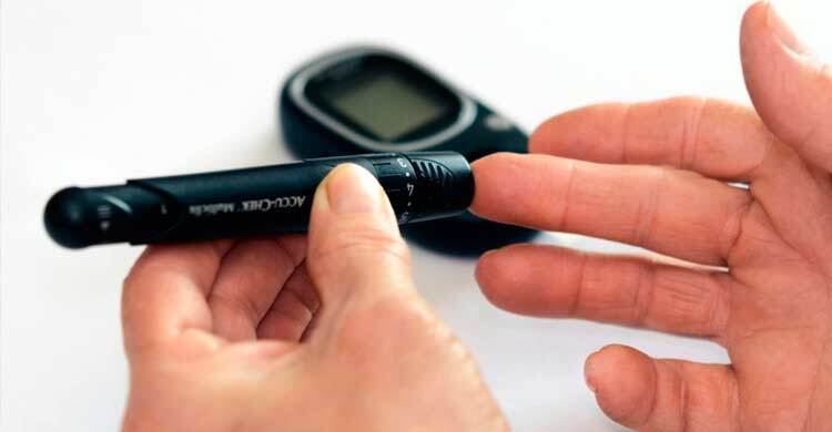 ডায়াবেটিস নিয়ন্ত্রণে যে খাবারগুলো এড়িয়ে চলবেন