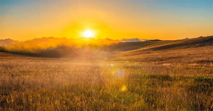 মহাবিশ্বের কোথায় প্রথম সূর্যোদয় হয় জানেন?