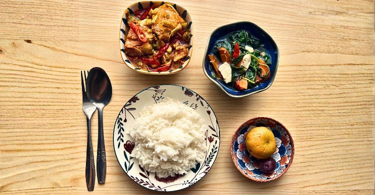 দুপুরের খাবার কখন খাওয়া স্বাস্থ্যকর জানেন কি