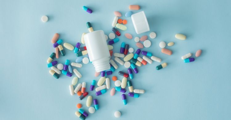 যে ওষুধ বানানো বিশ্বাস আর আশা দিয়ে