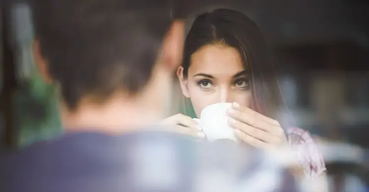 &lsquo;বয়স&rsquo; মেয়েদের জন্য সময়সীমা কেন?