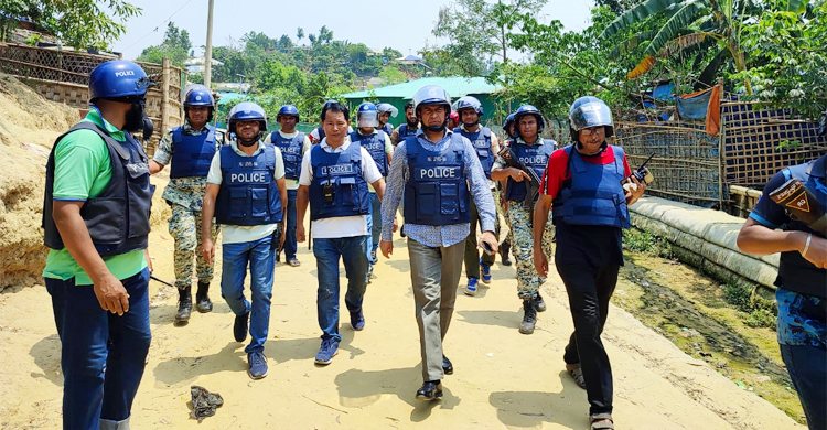 রোহিঙ্গা ক্যাম্পে গোলাগুলি, আরসা কমান্ডার নিহত