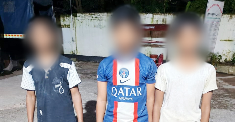 হেফজখানা থেকে পালিয়ে এসে অপহরণের শিকার ৩ শিশু উদ্ধার