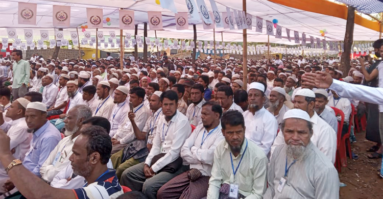 ক্যাম্পে সমাবেশ, মিয়ানমারে ফিরে যেতে চান রোহিঙ্গারা