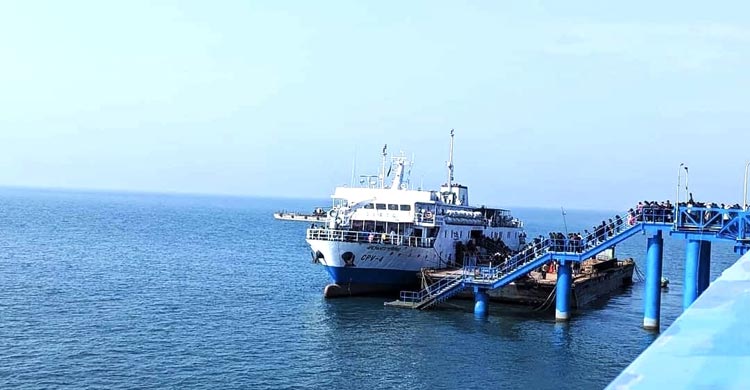 ‘দুই মাসের আয় দিয়ে ৯ মাস দ্বীপের মানুষ কীভাবে চলবে?’