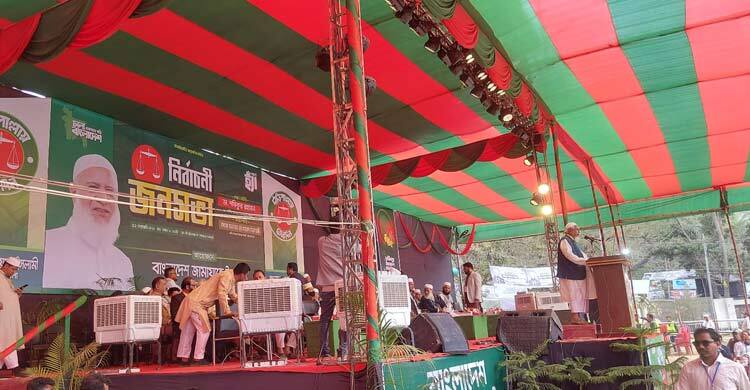 কক্সবাজারে সমাবেশ মঞ্চে জামায়াত আমির
