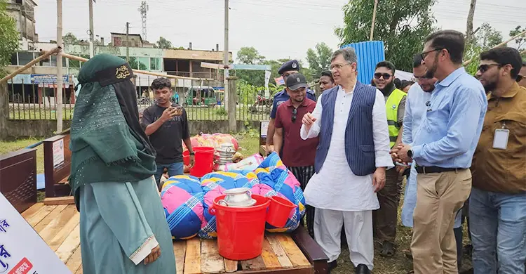 পেকুয়ার টেকসই বেড়িবাঁধ নির্মাণের আশ্বাস স্বরাষ্ট্রমন্ত্রীর