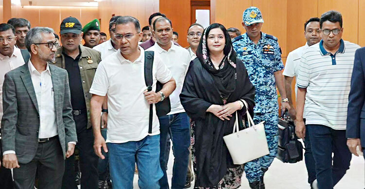 কক্সবাজার পৌঁছেছেন প্রধানমন্ত্রী, বৃষ্টির বাগড়া