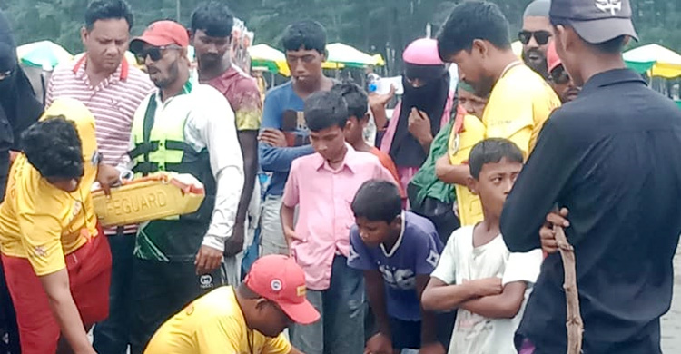 তহবিল সংকটে কক্সবাজার সৈকতে বন্ধ হচ্ছে লাইফগার্ড সেবা