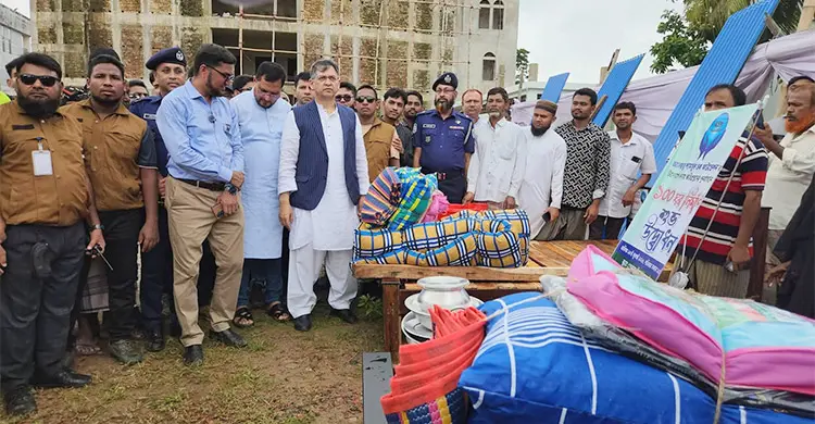 পেকুয়ার টেকসই বেড়িবাঁধ নির্মাণের আশ্বাস স্বরাষ্ট্রমন্ত্রীর