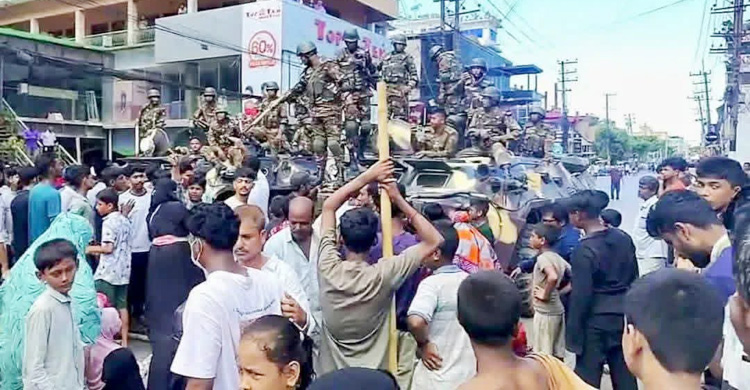 কক্সবাজারে নদীপাড়ে গড়ে ওঠা স্থাপনা উচ্ছেদ অভিযানে বাধা-অবরোধ