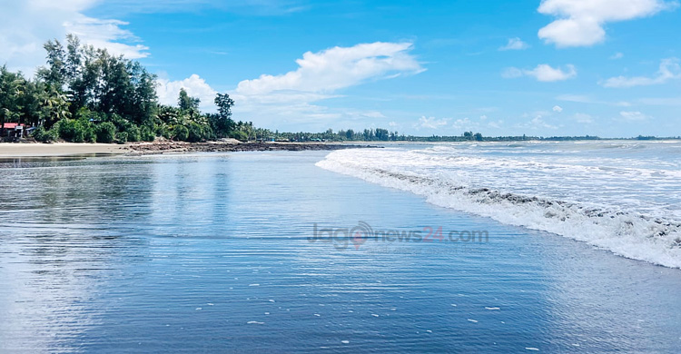 সেন্টমার্টিন জুড়ে রয়ে গেছে গত মৌসুমের হতাশার ছাপ