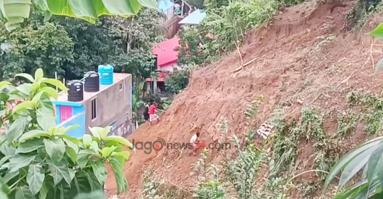 মাইকিংয়ে সীমাবদ্ধ প্রশাসন, পাহাড়ধসে বড় হচ্ছে মৃত্যুর মিছিল