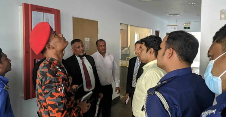 অগ্নিনির্বাপক যন্ত্রে ত্রুটি, হোটেল লং বীচকে লাখ টাকা জরিমানা