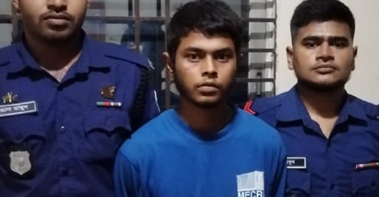 মাদকাসক্ত চাচার দায়ের কোপে প্রাণ গেলো ৪ বছরের শিশুর