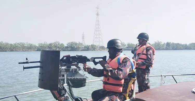 রাখাইনে ফের সংঘাত, রোহিঙ্গা অনুপ্রবেশের শঙ্কা